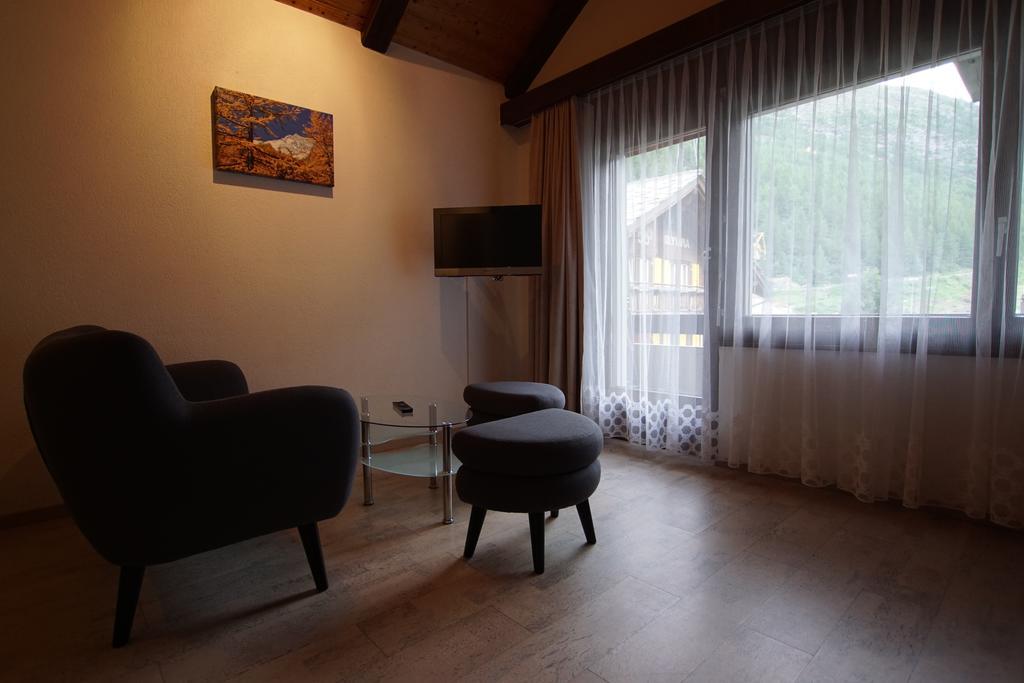 Haus Amor Saas Fee Exterior foto